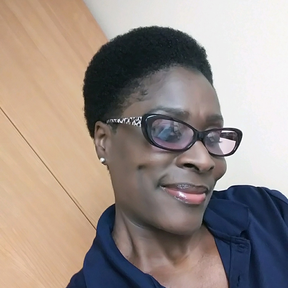 Meet your Posher, Vonnie